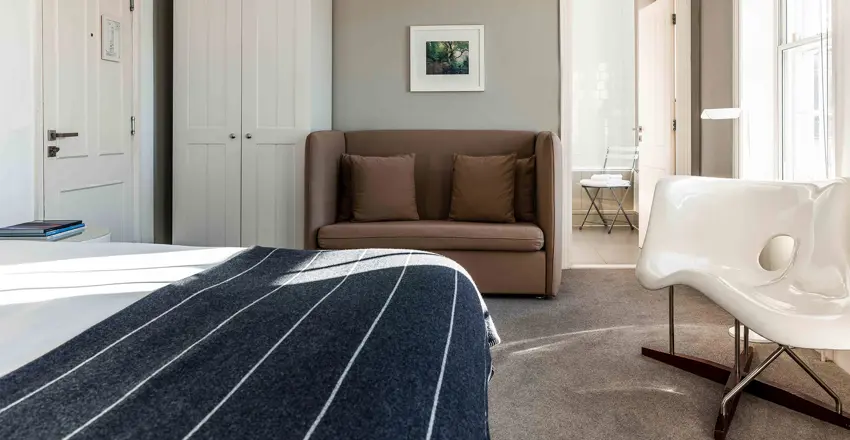 Bedroom at the Crown at Woodbridge close up