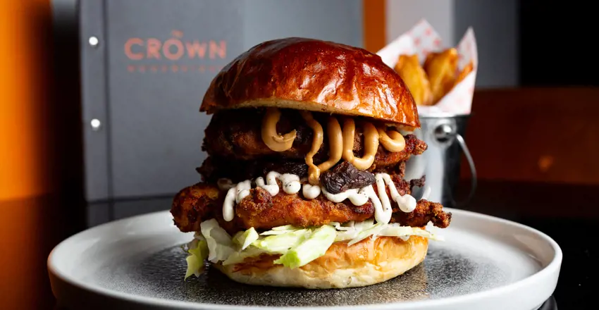 The Crown at Woodbridge burger
